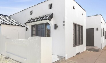 1007 N Harper Ave, Unit 1007 in West Hollywood, CA - Foto de edificio - Building Photo
