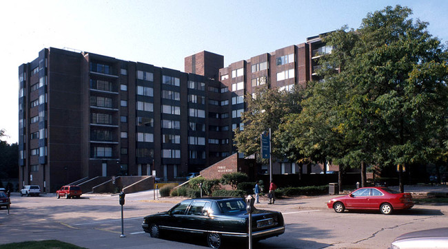 Three Allegheny Center in Pittsburgh, PA - Building Photo - Building Photo