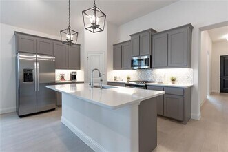 5200 Woodway Dr in Argyle, TX - Building Photo - Building Photo