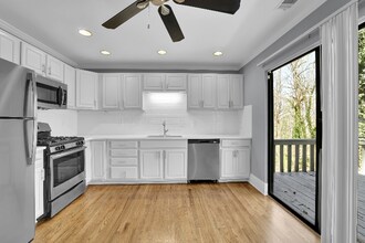 3689 Ashford Dunwoody Rd NE in Atlanta, GA - Building Photo - Building Photo