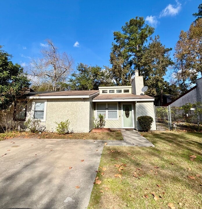 616 Palmetto Trce in Hinesville, GA - Building Photo