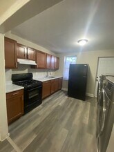 2102 W Fayette St in Baltimore, MD - Building Photo - Building Photo