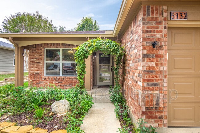 5132 Columbia Dr in Schertz, TX - Building Photo - Building Photo