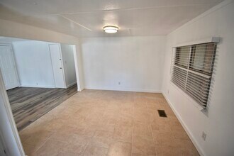 2709 Deep Forest Cir in Tallahassee, FL - Building Photo - Building Photo
