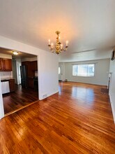 30 John Smith Dr in West Hartford, CT - Building Photo - Building Photo