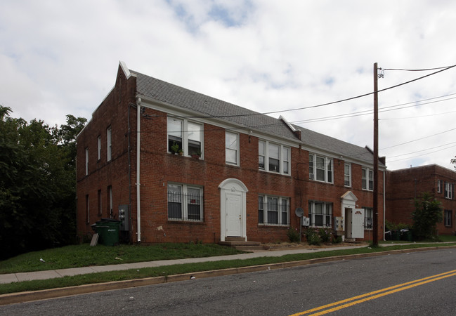 3512 Ely Pl SE in Washington, DC - Building Photo - Building Photo