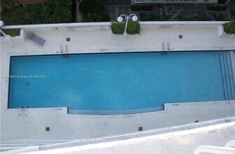 1200 Brickell Ave, Unit 3318 in Miami, FL - Building Photo - Building Photo