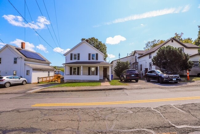 257 Litchfield St in Torrington, CT - Building Photo - Building Photo