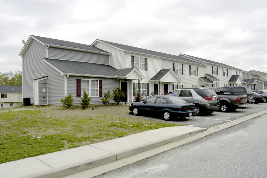 Bldg 3 in Conyers, GA - Building Photo