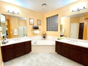 4513 W Heyerdahl Dr in Phoenix, AZ - Building Photo - Building Photo