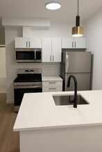 12806-12113 113 Ave NW in Edmonton, AB - Building Photo - Building Photo