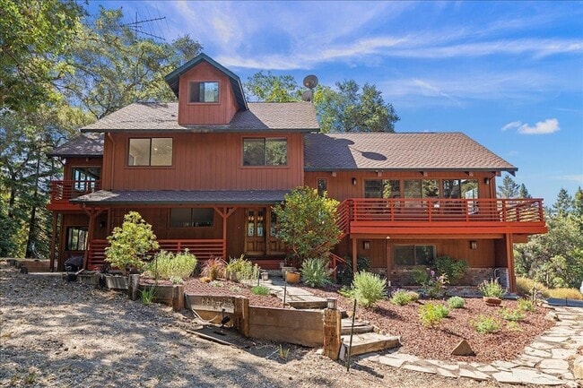 17337 Debbie Rd in Los Gatos, CA - Building Photo - Building Photo
