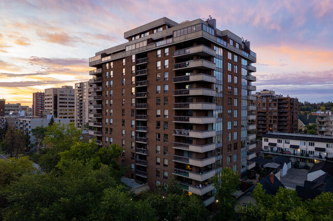 The Royal Oak Condo in Calgary, AB - Building Photo - Building Photo