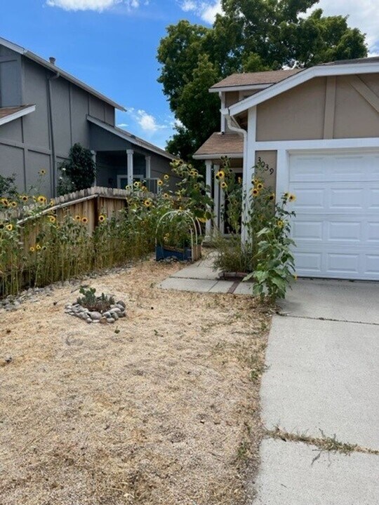 3039 Scarborough St in Sparks, NV - Building Photo