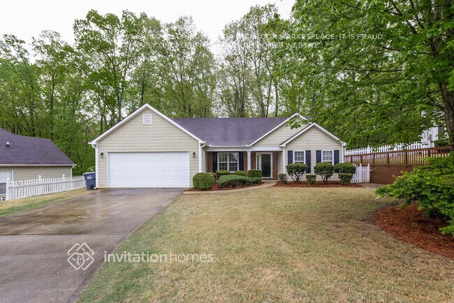 property at 1008 Amberside Ct NE