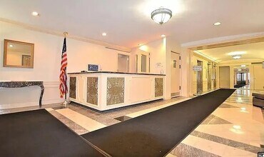 108 E 38th St in New York, NY - Building Photo - Building Photo