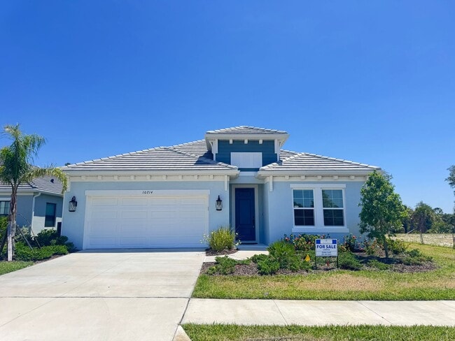 10214 Crystal Isle Cir in Sarasota, FL - Building Photo - Building Photo