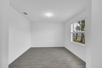 3514 Angler Dr in Fort Pierce, FL - Building Photo - Building Photo