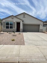 38101 W San Ildefanso Ave in Maricopa, AZ - Building Photo