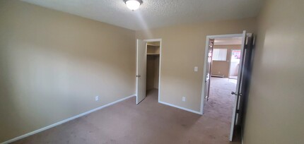 703 16th St SW, Unit 3 in Loveland, CO - Foto de edificio - Building Photo