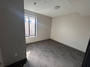 636 First St NW in Grand Rapids, MI - Building Photo - Building Photo