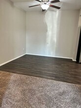 109 Scarborough Ct in Chesterton, IN - Foto de edificio - Building Photo