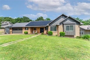 129 San Jose Dr in Springdale, AR - Building Photo