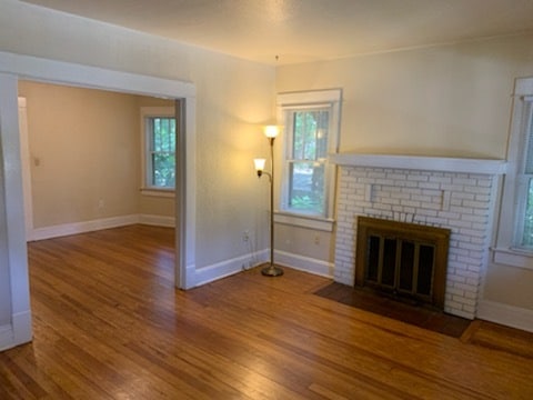 1015 E Washington St, Unit Downstairs