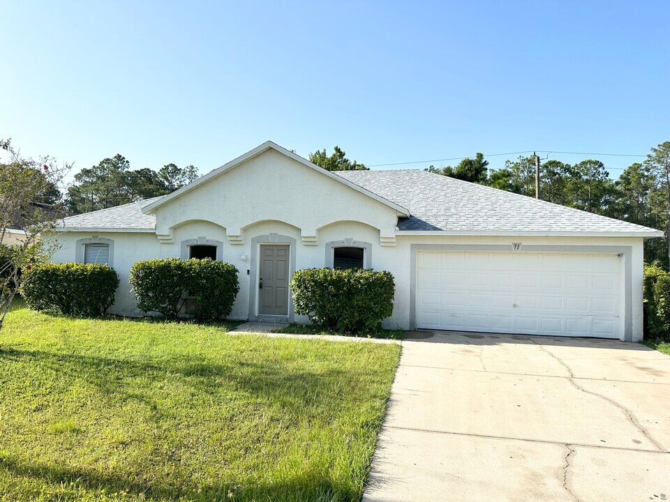 71 Reidsville Dr in Palm Coast, FL - Building Photo