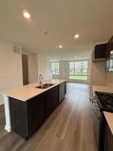 347 Summit Cir in Lombard, IL - Building Photo - Building Photo