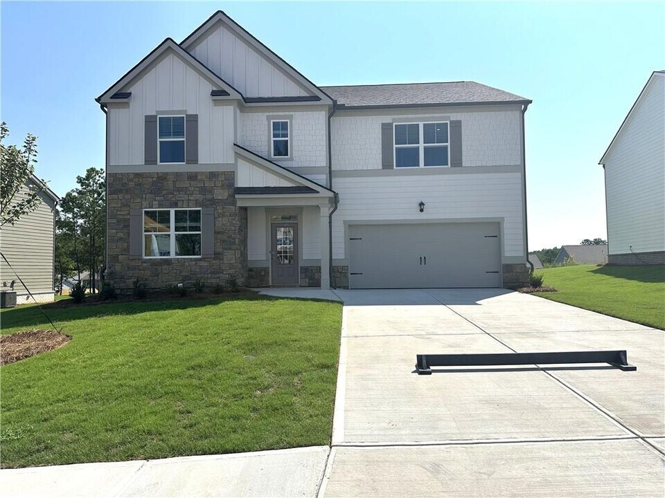 140 Landsdowne Way SE in Cartersville, GA - Building Photo