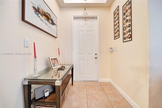 7806 NW 116 Pl in Medley, FL - Building Photo - Building Photo