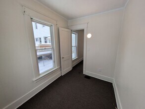 736 E 26th St in Erie, PA - Building Photo - Building Photo