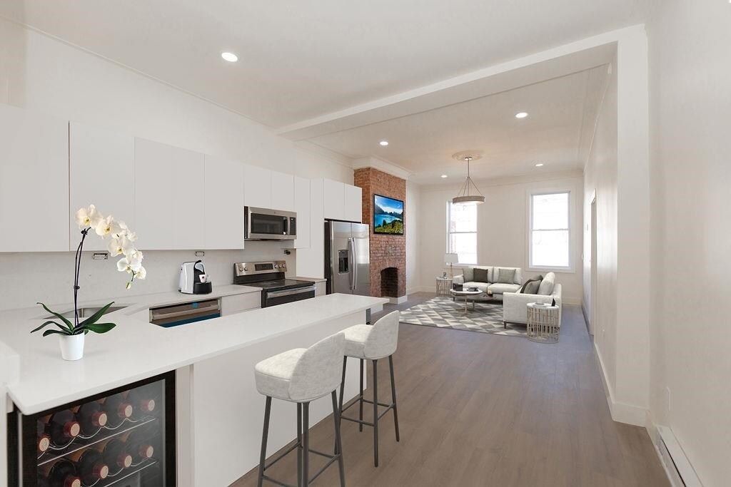 370 Central Ave in Jersey City, NJ - Building Photo