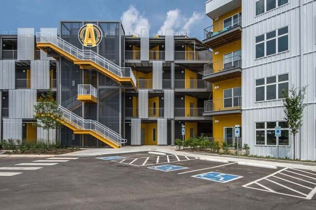 400 Herron Dr, Unit 321