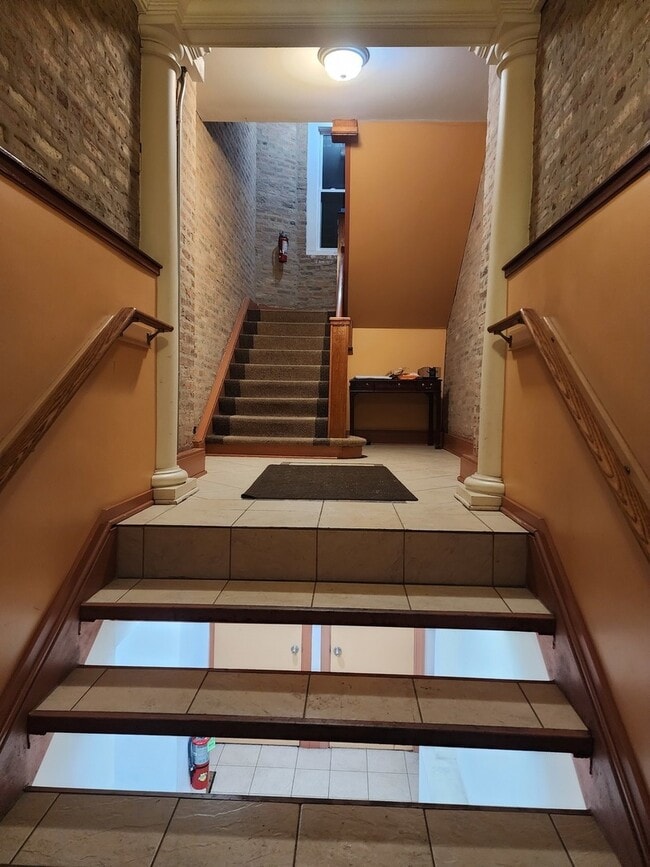 4941 S Michigan Ave in Chicago, IL - Building Photo - Building Photo