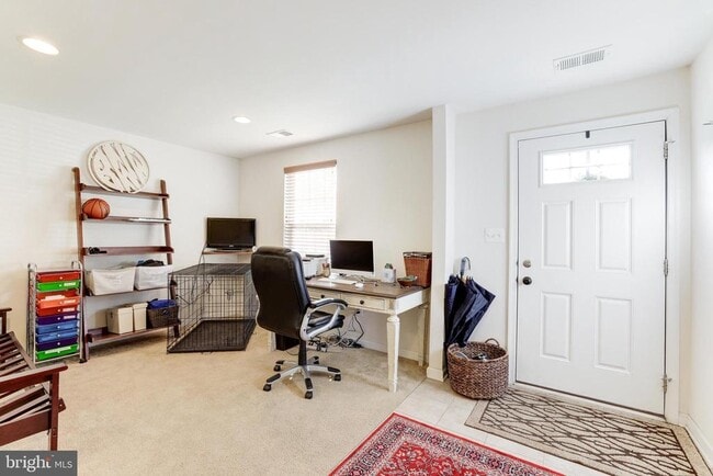 7076 Mongoose Trail in Gainesville, VA - Building Photo - Building Photo