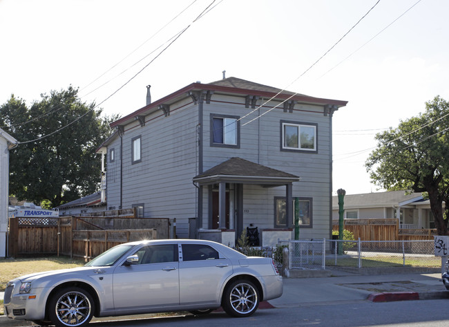 332 N 8th St in San Jose, CA - Foto de edificio - Building Photo