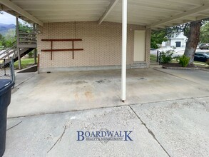 2827 E Bridgewater Dr in Cottonwood Heights, UT - Building Photo - Building Photo