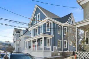 4 Benson St in Boston, MA - Building Photo