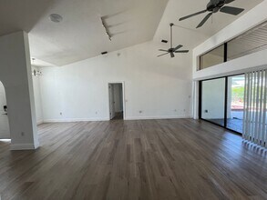 2092 Rio De Janeiro Ave in Punta Gorda, FL - Building Photo - Building Photo