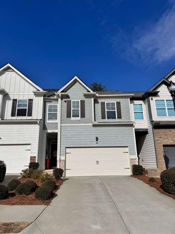 property at 766 Woodstock Grove Dr