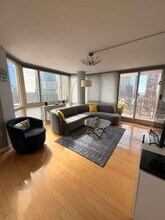 20 2nd St in Jersey City, NJ - Foto de edificio - Building Photo