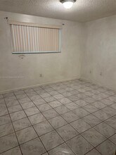 11309 SW 200th St in Miami, FL - Building Photo - Building Photo