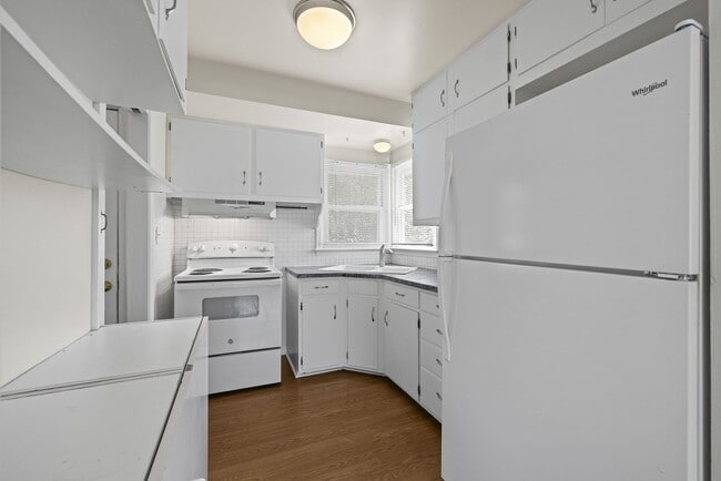 2501 S Wayne St in Bellevue, NE - Building Photo - Building Photo