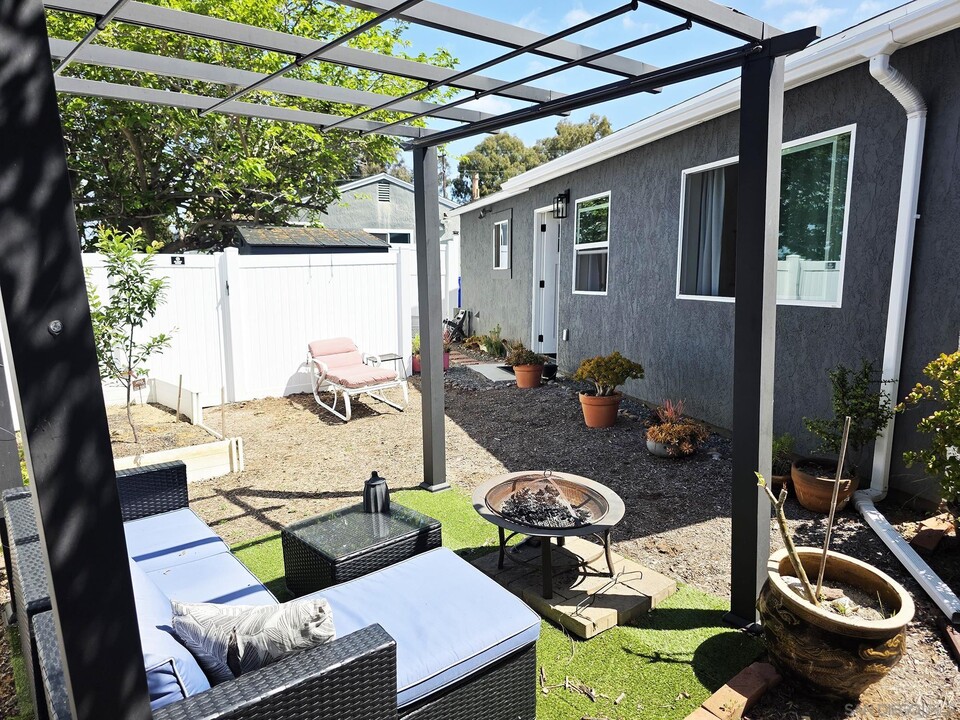 6725 Goodwin St in San Diego, CA - Building Photo