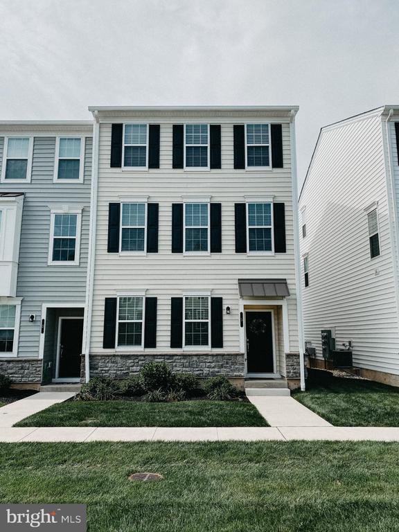 5 Jessop Ln in Hatboro, PA - Foto de edificio - Building Photo