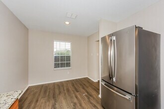 1329 Castle Ridge Rd in Fort Worth, TX - Building Photo - Building Photo