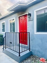 1231 E Harvard St in Glendale, CA - Foto de edificio - Building Photo