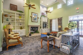 Cypress Creek at Reed Road Apartment Homes in Houston, TX - Foto de edificio - Interior Photo